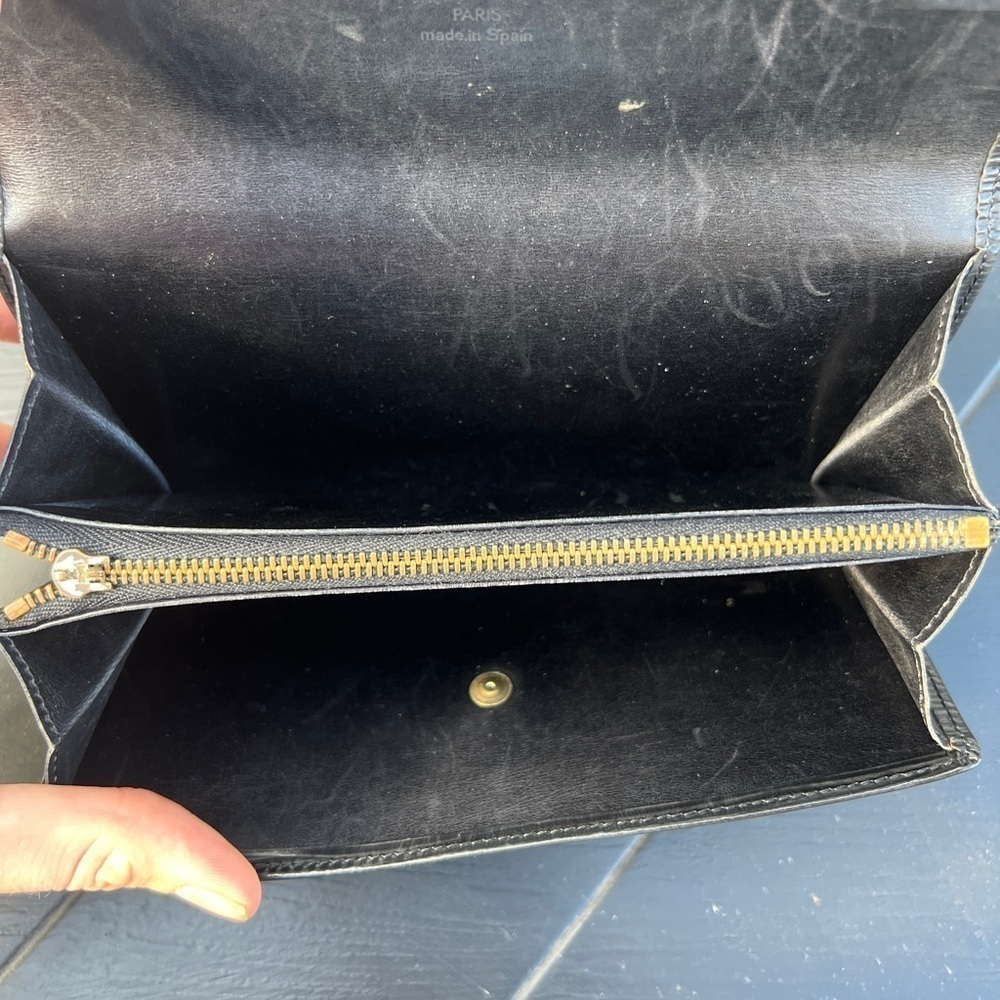 Louis Vuitton Epi Sarah Wallet - Picture 9 of 11